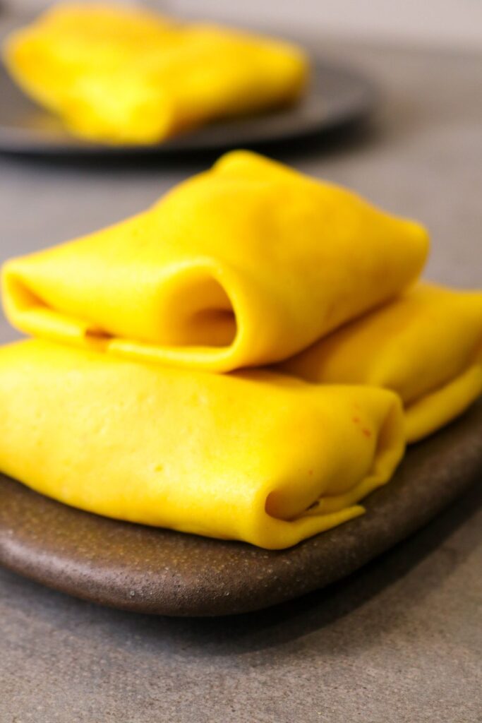 mango lassi pancakes