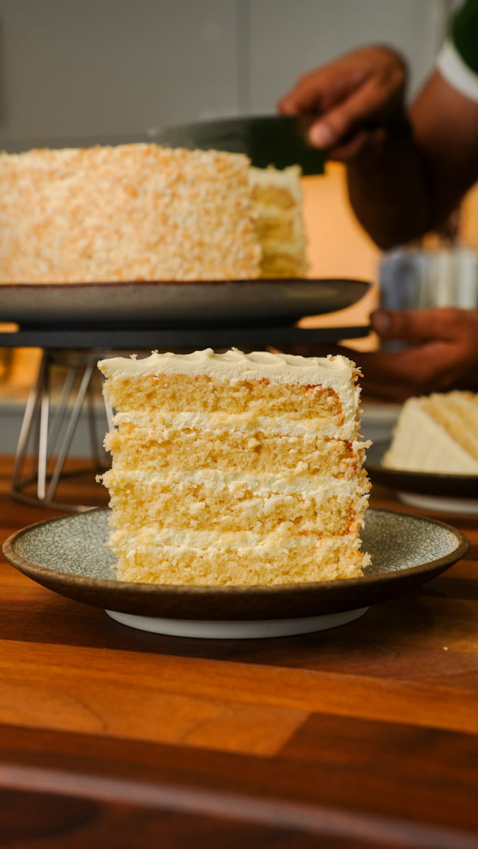 Coconut cake featured image
